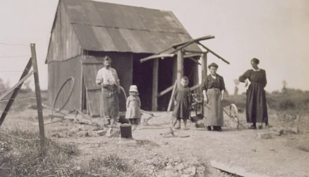 Kinder und Familien im Nachkriegsfrankreich, Lens, Pas-de-Calais, 1919